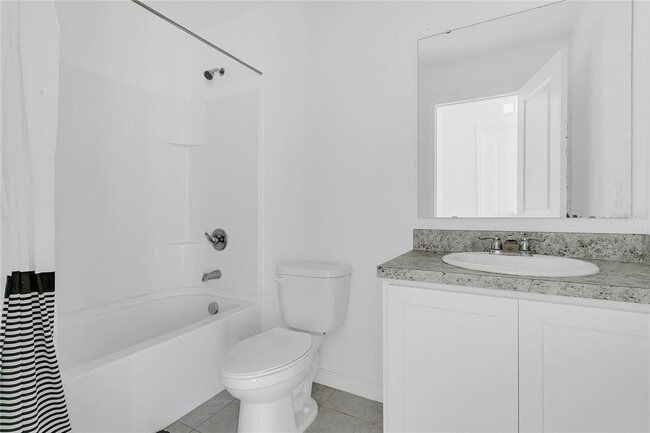 Building Photo - 3335 Azolla St