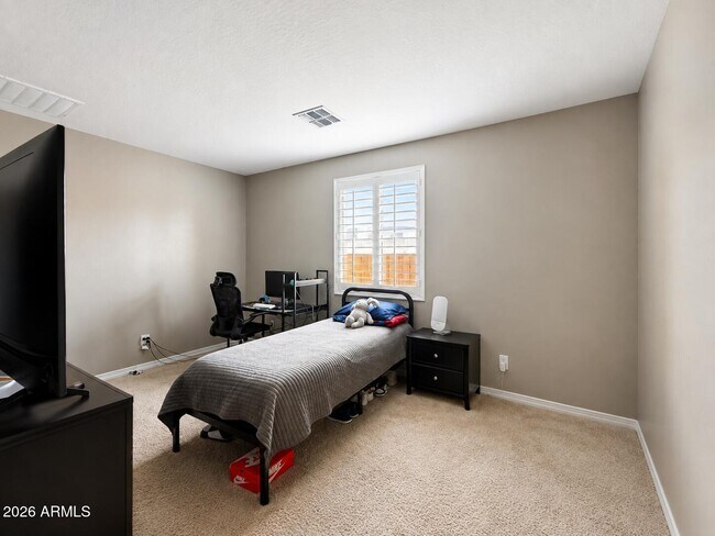 Building Photo - 25959 W Sands Dr