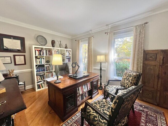 Building Photo - 9105 Kirkhill Dr
