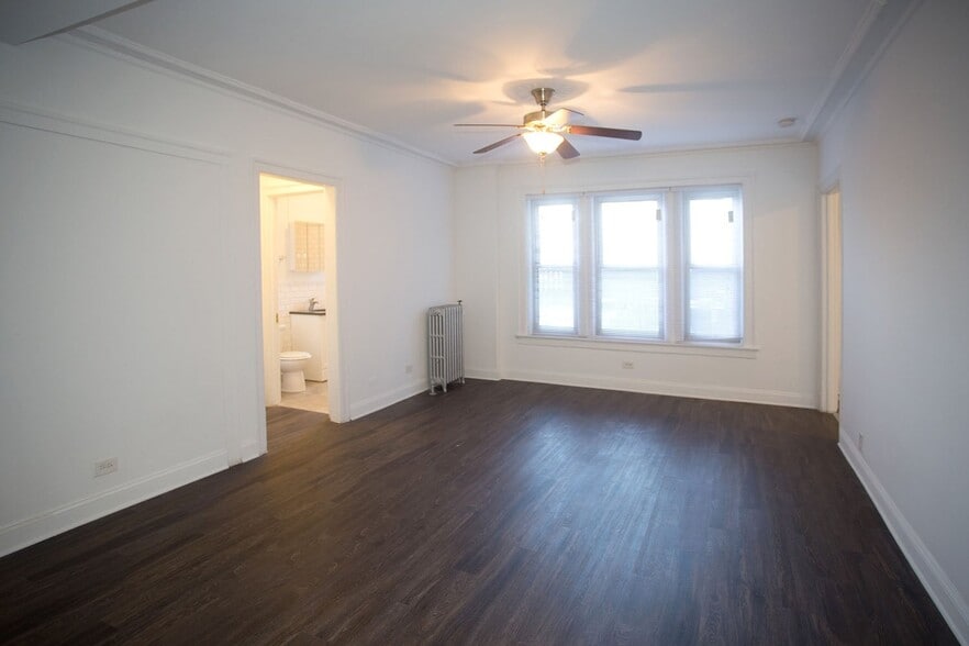 Interior Photo - East Park Tower