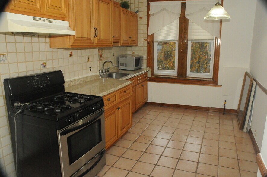 Building Photo - 3367 John F Kennedy Blvd