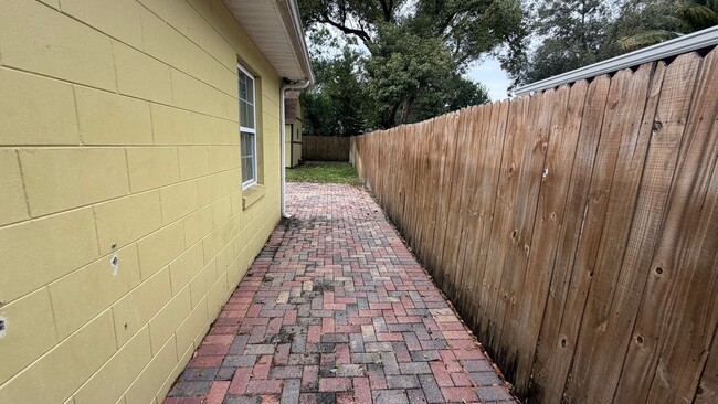 Building Photo - House For Rent - Metrowest