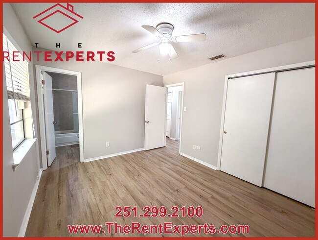 Building Photo - 817 Timbers Dr
