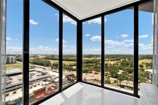 Building Photo - 5300 Paseo Blvd