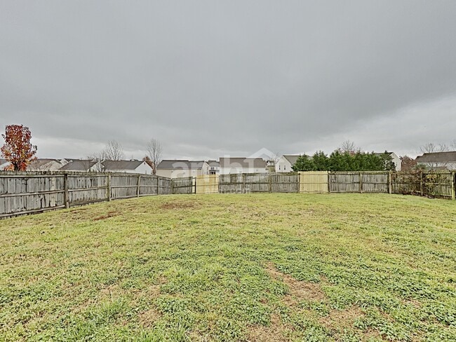 Building Photo - 1039 Vanguard Dr