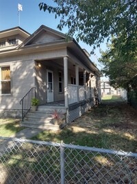 Building Photo - 1838 W College Ave