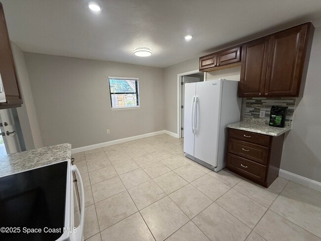 Building Photo - 4303 Yorkshire Dr