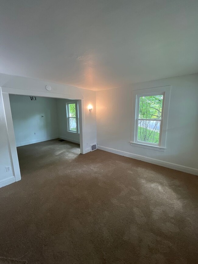 Building Photo - 3 Br 1 Bath Twin Home available in Bethlehem