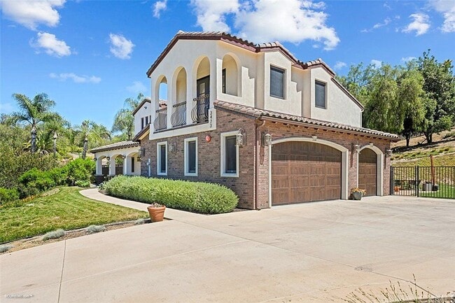 Primary Photo - 3473 Sagewood Hills Rd