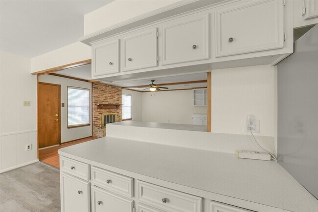 Building Photo - 7818 Kleingreen Ln