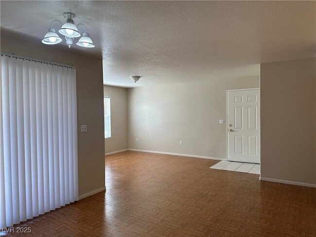 Building Photo - 555 E Silverado Ranch Blvd