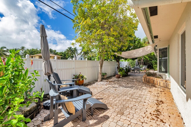 Building Photo - 10 Sailfish Ln