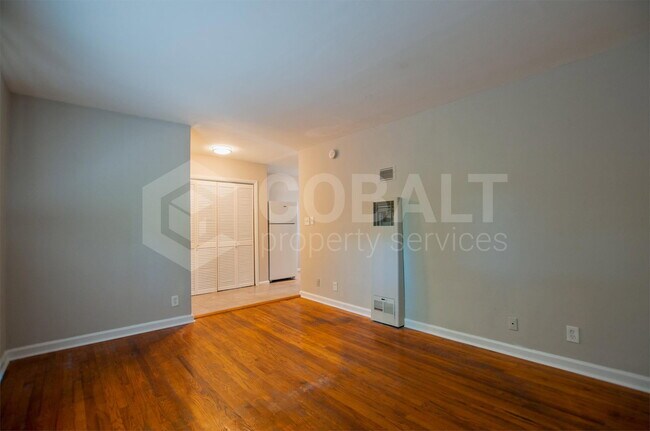 Building Photo - 767 Greenwood Ave NE