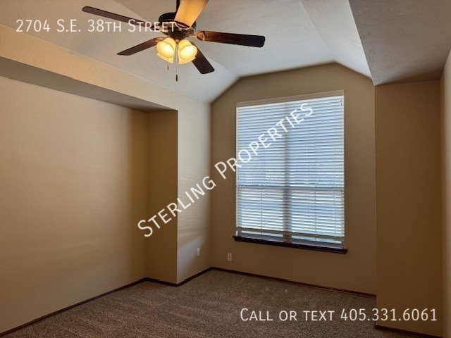 Building Photo - 2704 SE 38th St