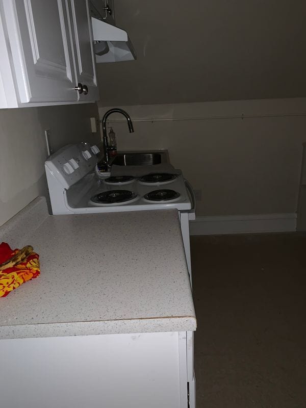 Building Photo - 517 Seneca St