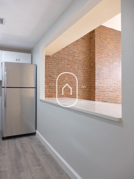 Building Photo - 688 Massachusetts Ave