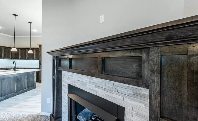 Building Photo - Beautiful 4 Bedroom Home 2 bathroom home!