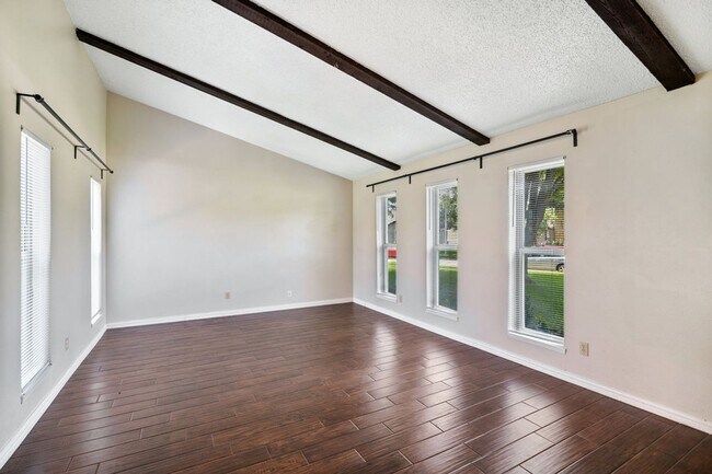 Building Photo - Nice 3 Bedroom Home Located in Plano, Texas!