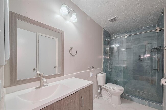 Building Photo - 9302 Bristlebrook Dr