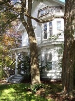 Building Photo - 749 Union St