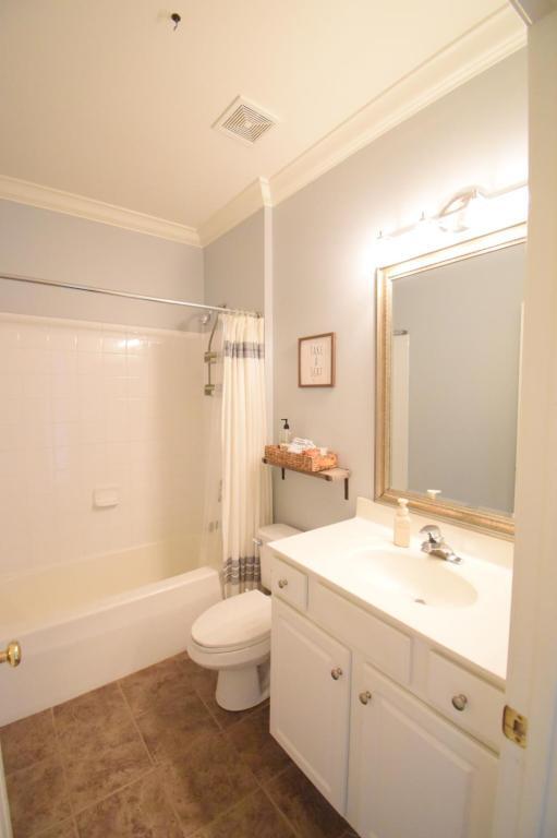 Building Photo - 16423 Golden River Ln