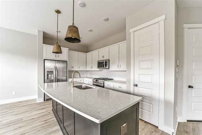 Building Photo - 1218 Sloane Manor Trace