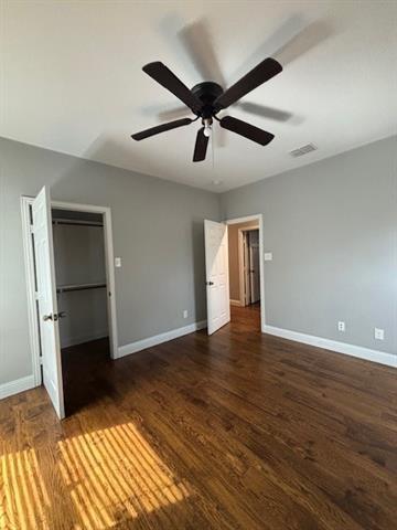 Building Photo - 704 S Clinton Ave