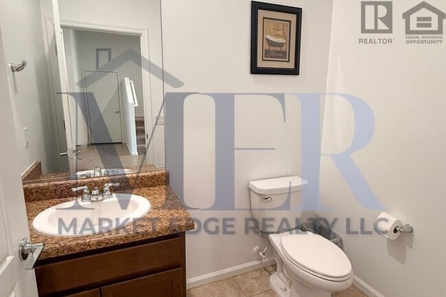 Building Photo - 4Bed/4Bath w/2 Car Gar-Tucson! $199 MOVE-I...