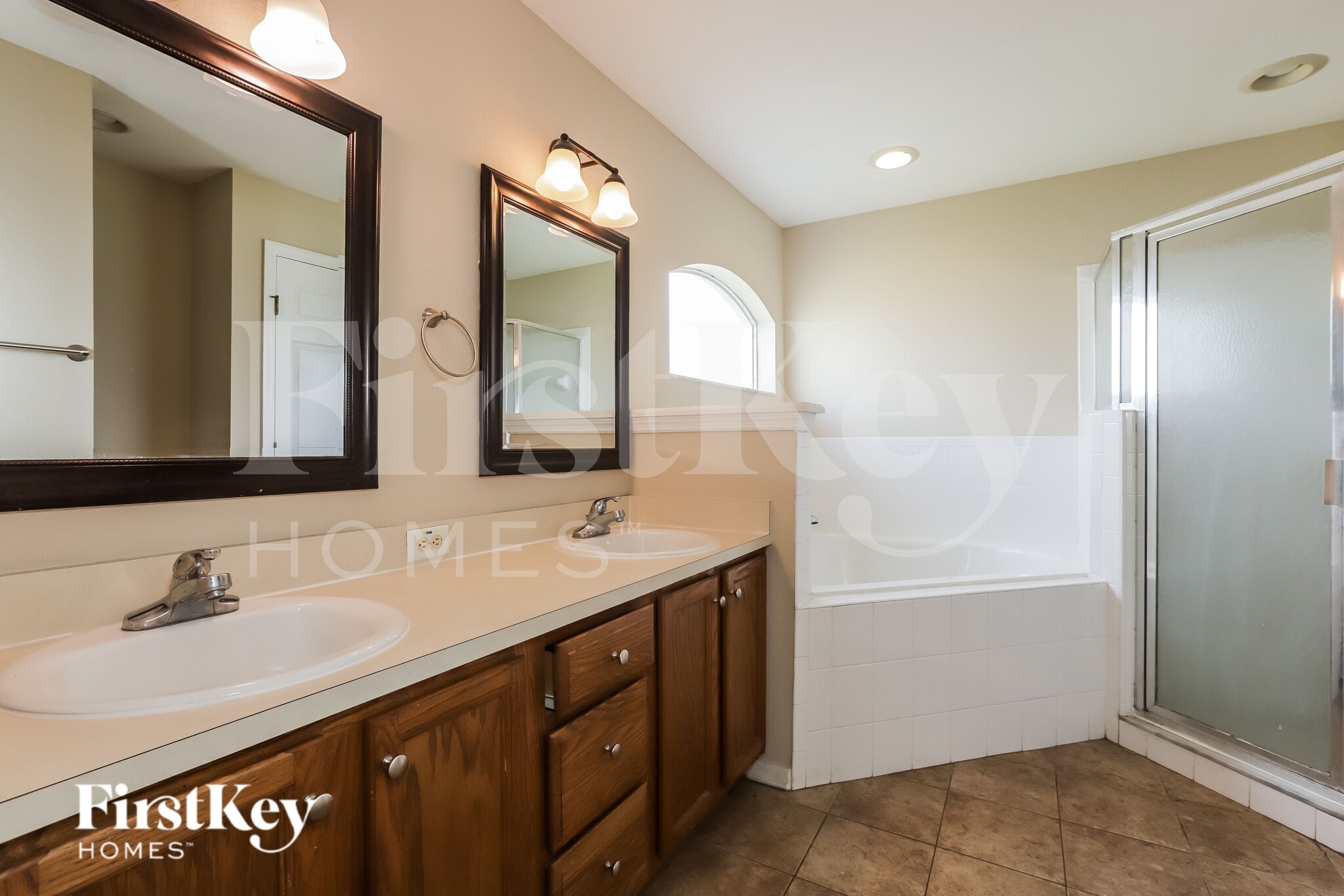Building Photo - 3668 Sandhill Crane Dr