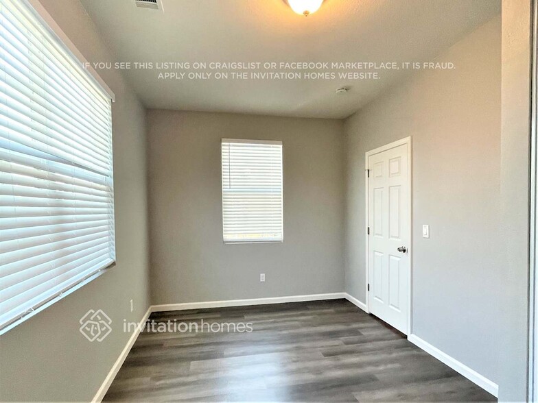 Building Photo - 5484 Summerfield Dr