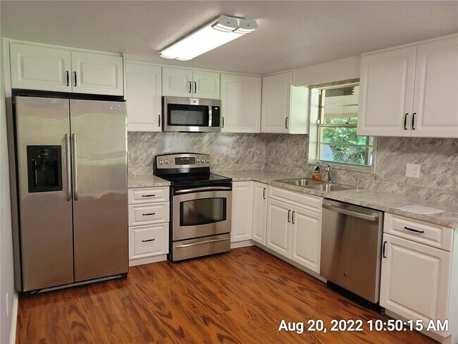 Building Photo - 3703 Apfel Rd