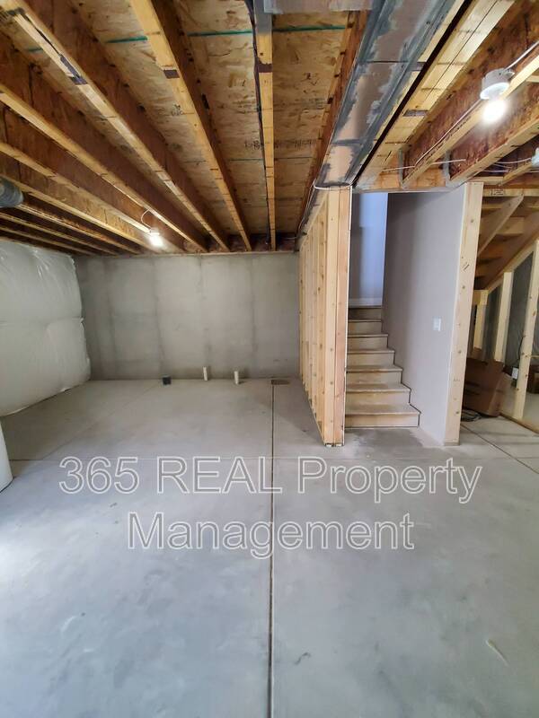 Building Photo - 1721 Westward Cir