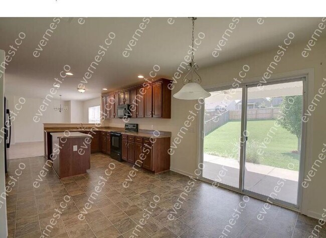 Building Photo - 1628 Stonewater Dr