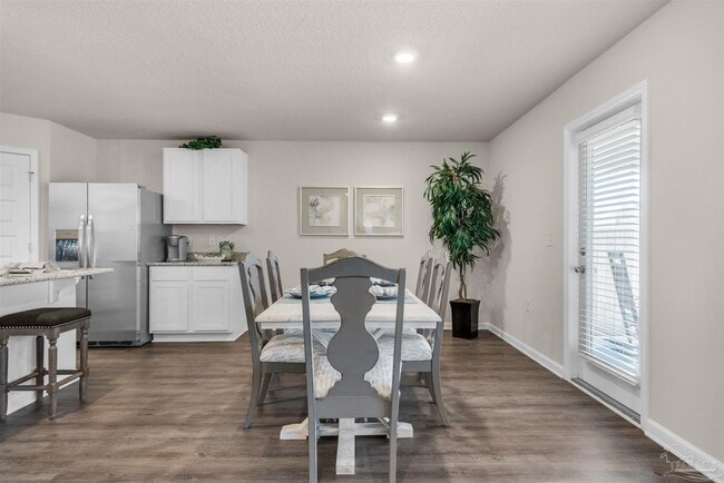 Building Photo - 5213 Conservation Cir