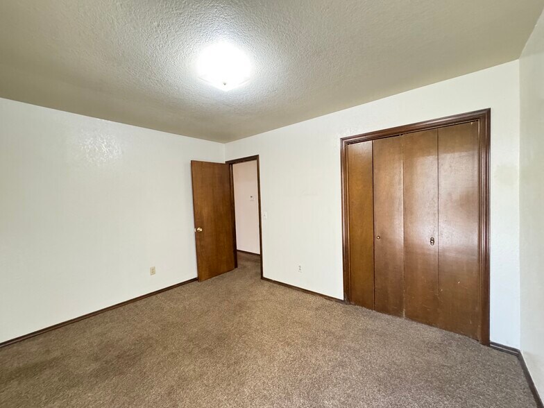 Building Photo - 4244 Wembleton Cir
