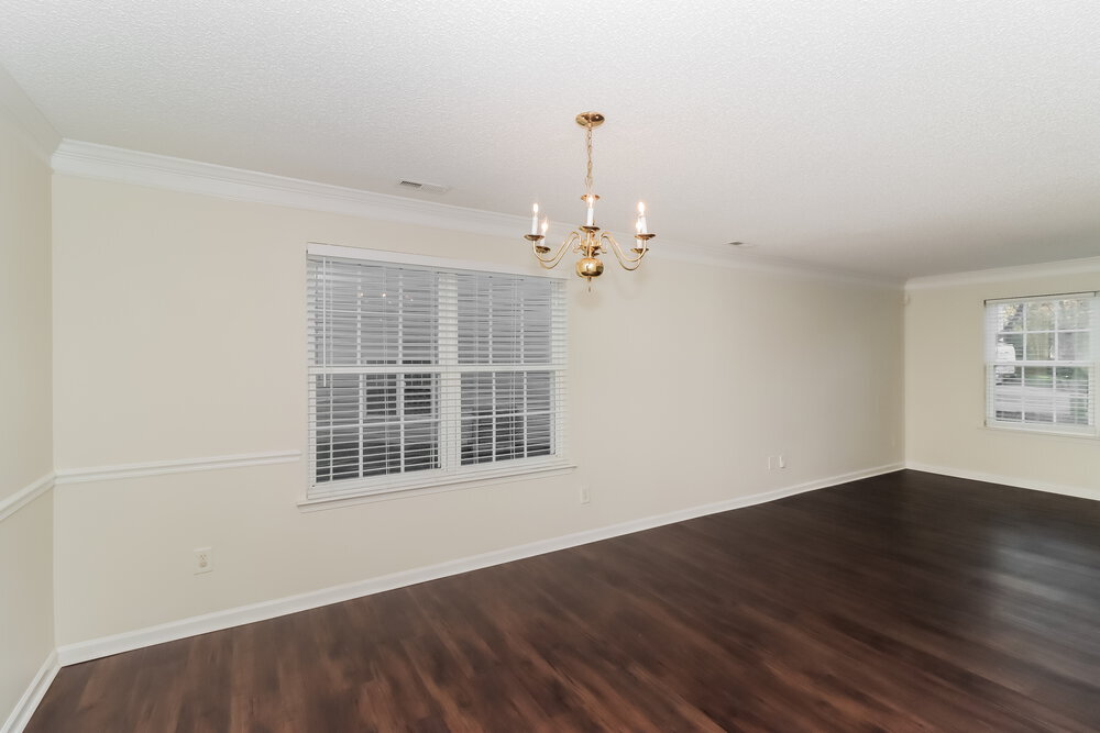 Building Photo - 1317 Crestfield Ct