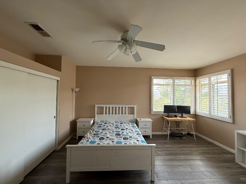 Building Photo - 25933 Stafford Canyon Rd