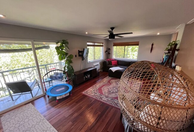 Building Photo - 43 Polohina Ln