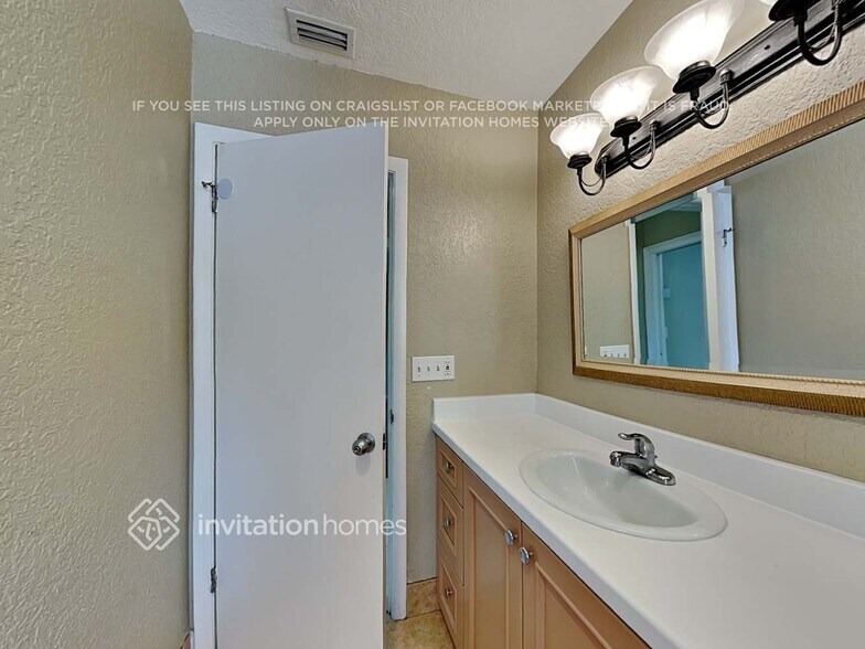 Building Photo - 8220 NW 3rd Pl