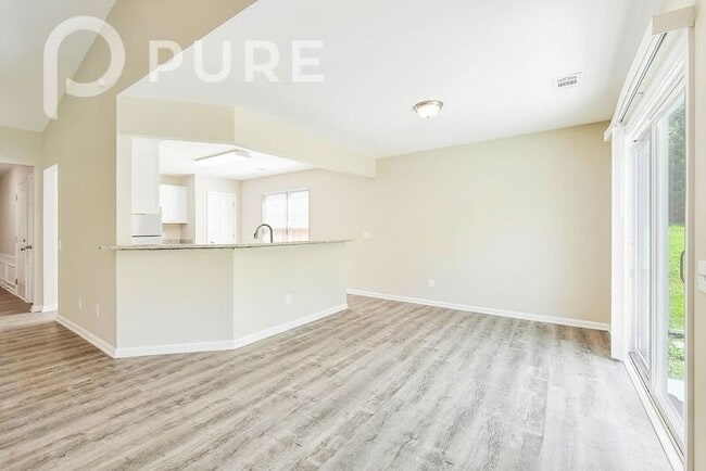 Building Photo - 1417 Chimney Rock Ct