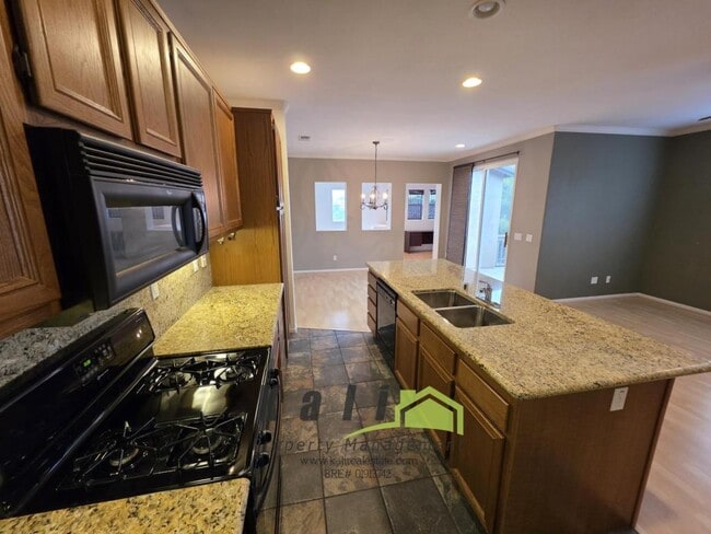 Building Photo - 2295 Whistling Ln