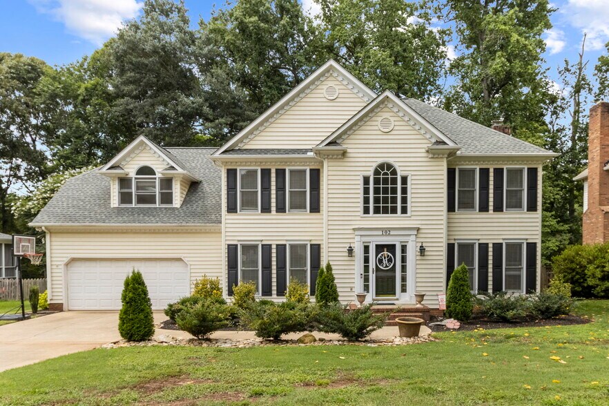 Primary Photo - 102 Briarpark Dr