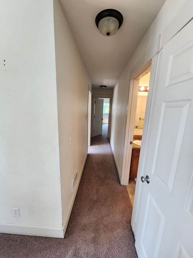 Building Photo - 1406 Franklin St