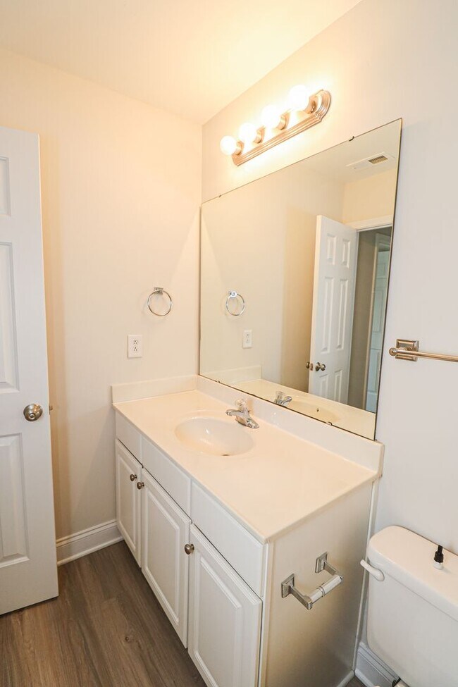 Building Photo - Charming 3 Bedroom Ranch in Union County!