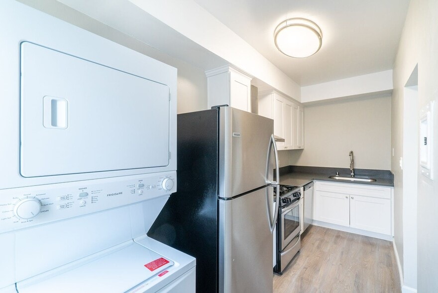 Interior Photo - WESTMORELAND