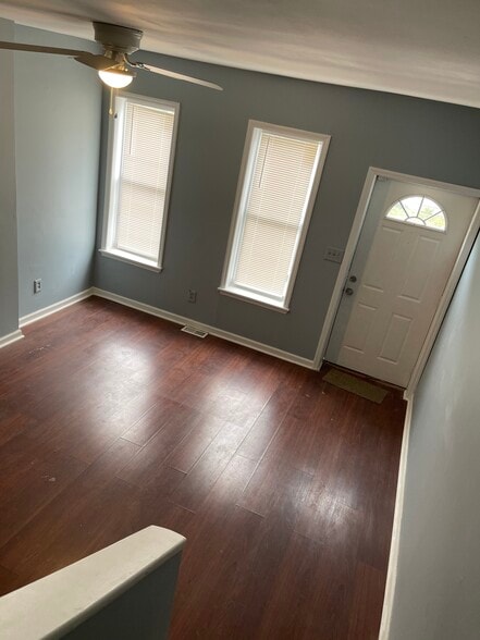 Building Photo - 1102 N Heald St