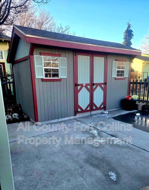 Building Photo - 200 Elm St