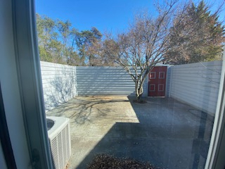 Building Photo - Room in Townhome on Windsong Ct