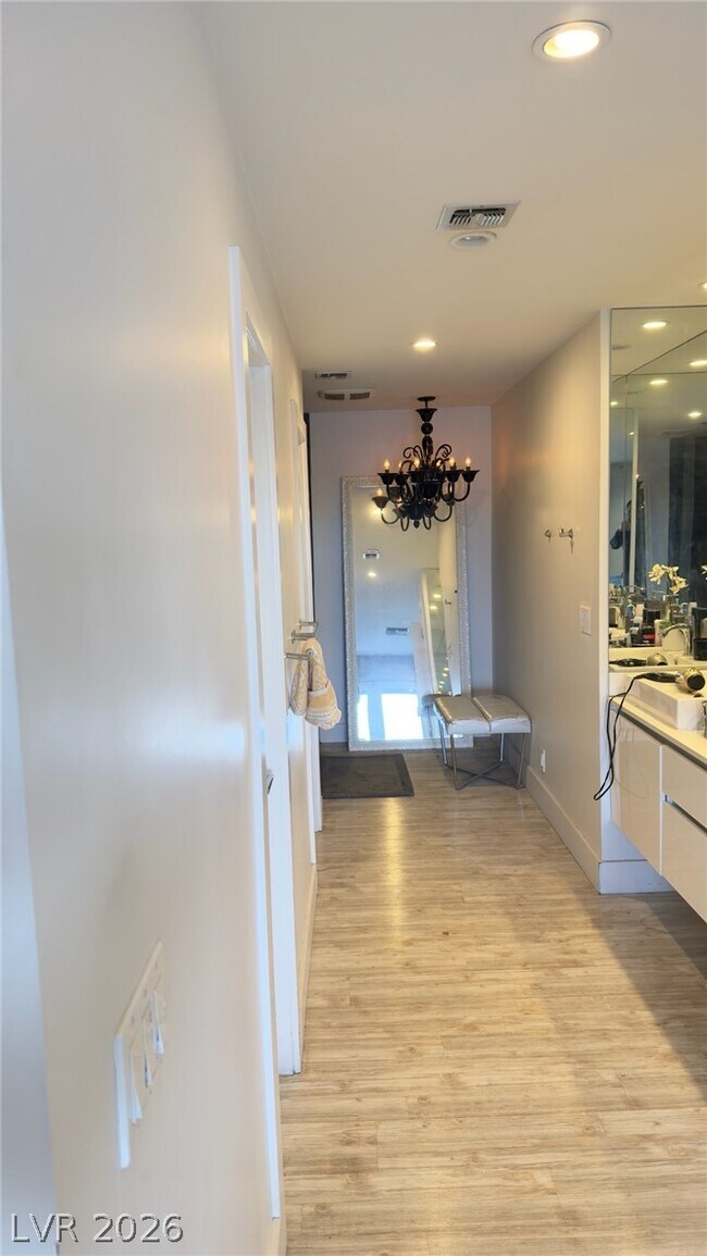 Building Photo - 3988 Delos Dr