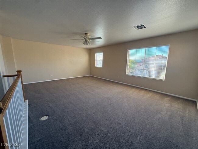 Building Photo - 9950 Shadow Grove Ave